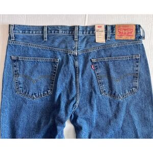 Mens Levis 550 Relaxed Denim Jeans Size 44x29 NWT but Needs a Stitch